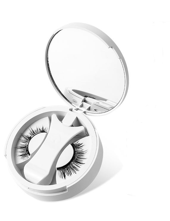 PREMIUM MAGNETIC EYELASHES