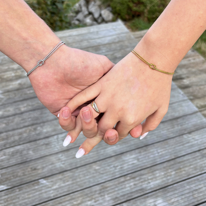 Eternal Knot Love Bracelet